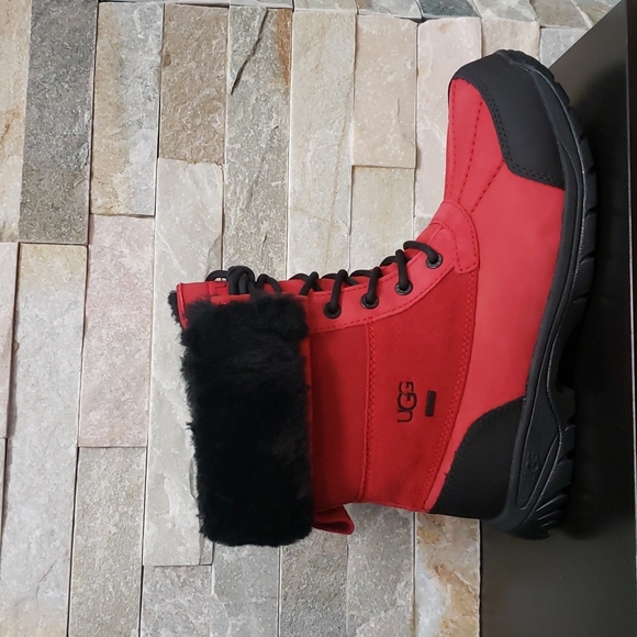 UGG Men's Butte Snow Boot - Picture 3 of 6